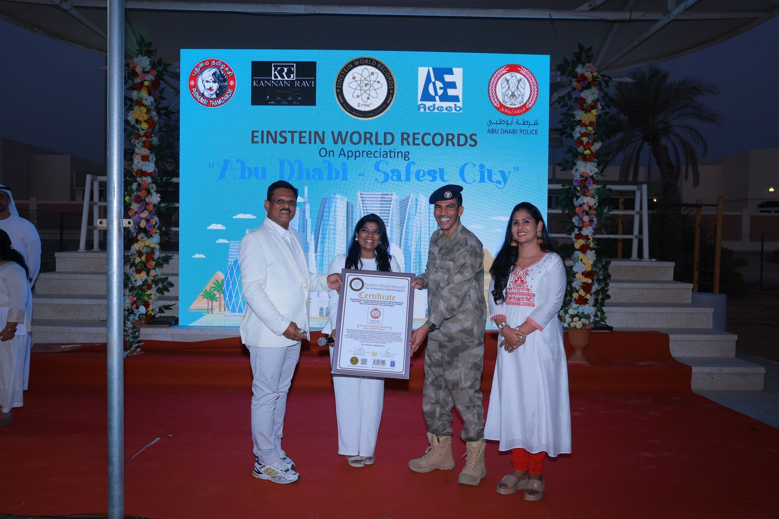 ‘Abu Dhabi – Safest City in the World’ under the Theme ‘Year of Community’ by 5,000 People”